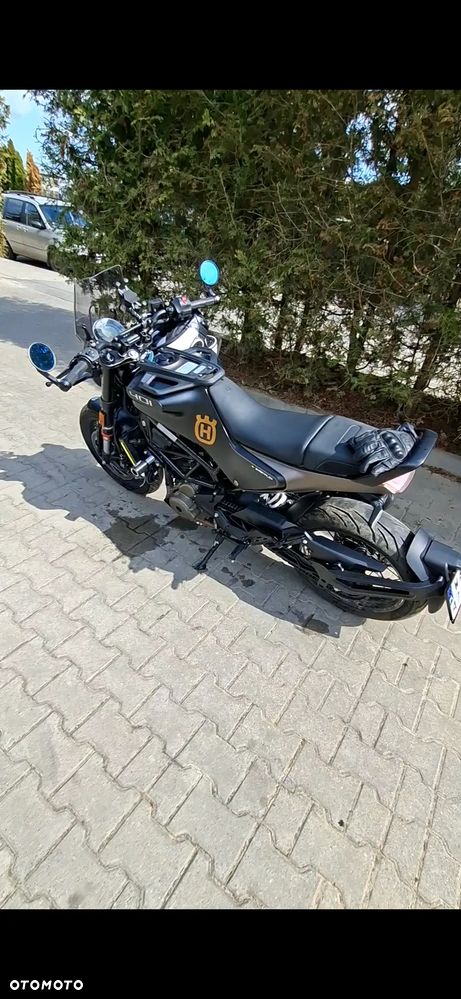 Husqvarna Svartpilen - 24