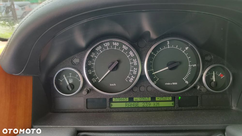 Land Rover Range Rover - 15