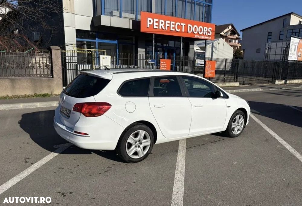 Opel Astra 1.7 CDTI DPF Style - 1