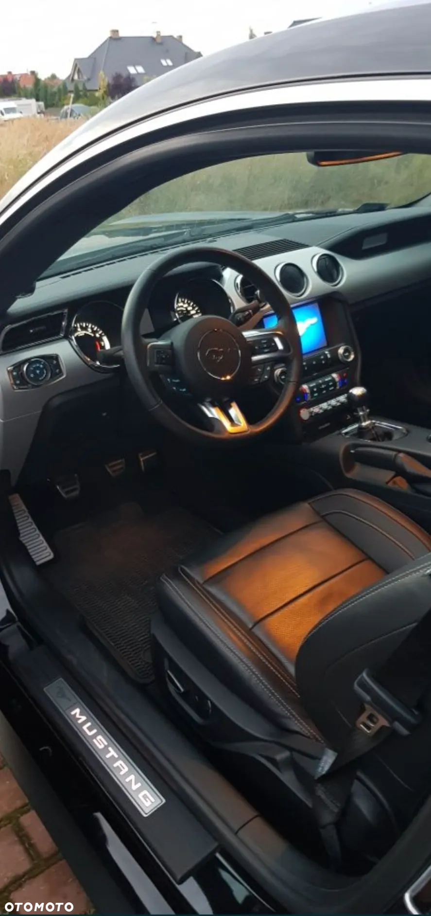 Ford Mustang 5.0 V8 Black Edition - 5
