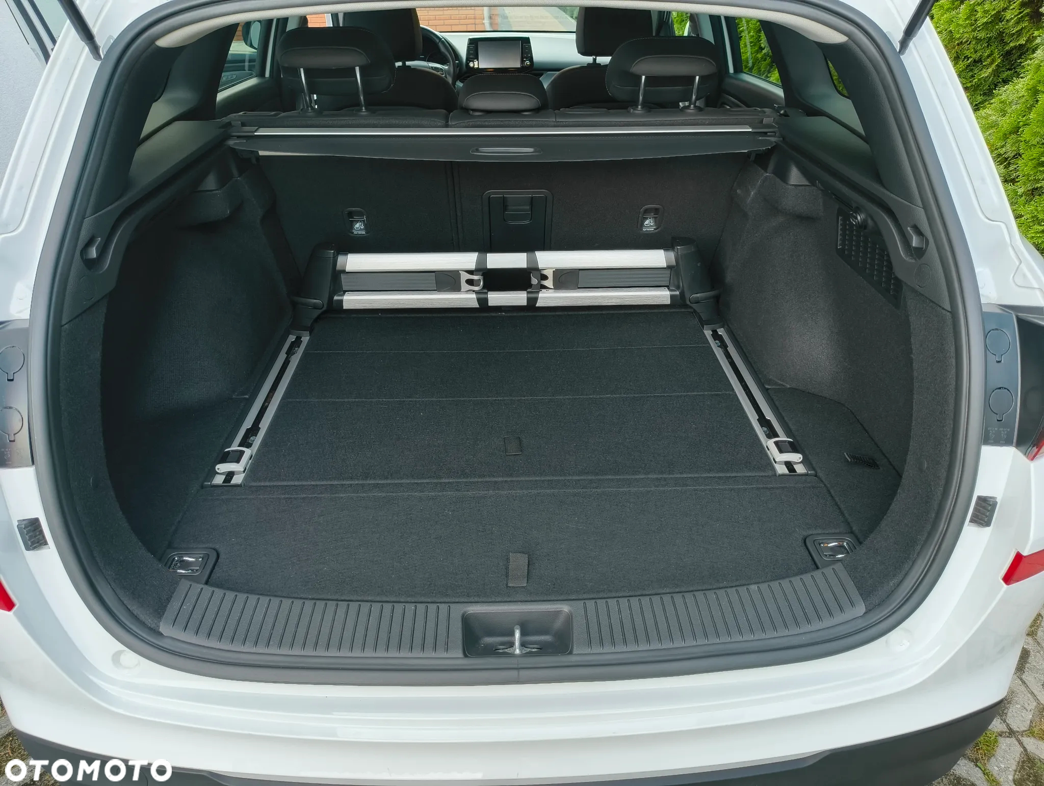 Hyundai i30 Kombi 1.4 T-GDI DCT Premium - 32