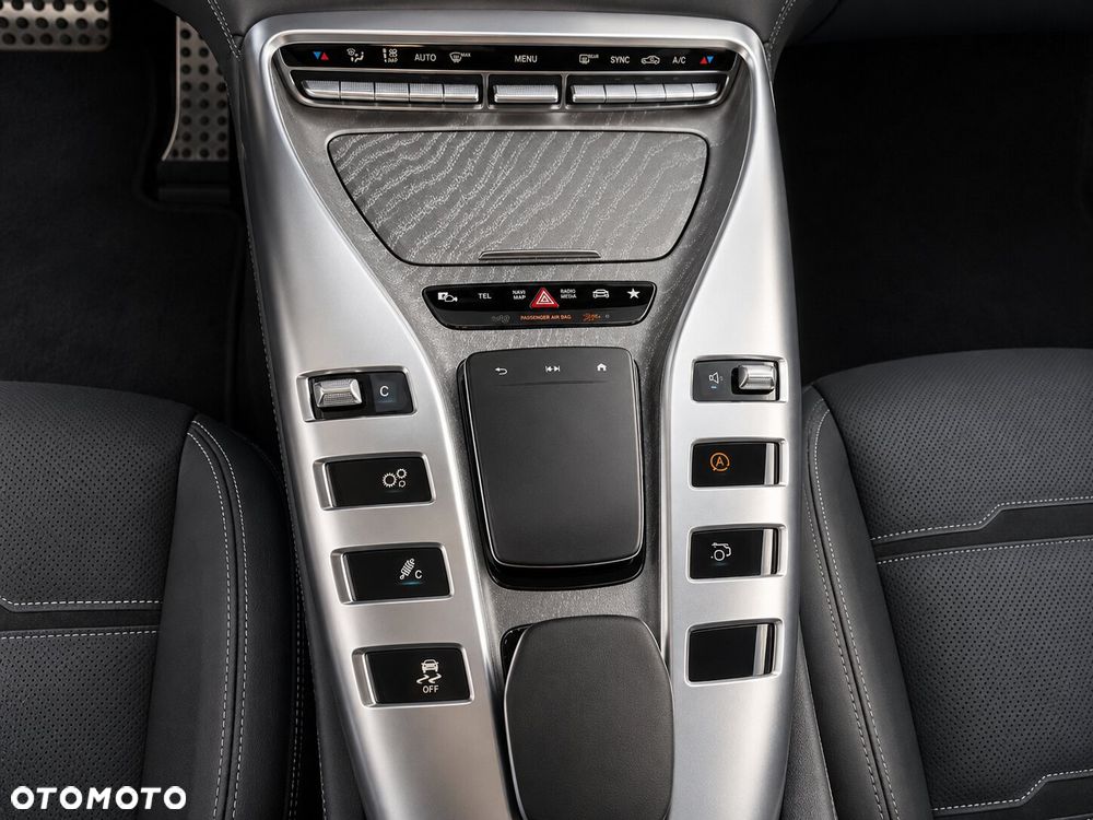 Mercedes-Benz AMG GT 53 4Matic+ 4D Speedshift TCT 9G - 13