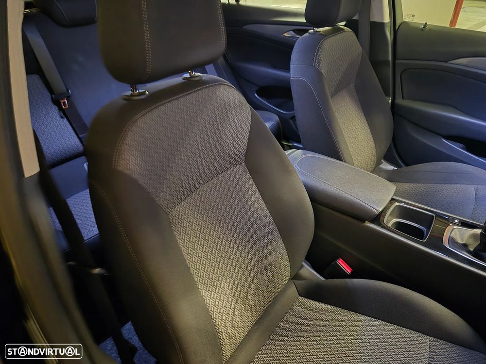 Opel Insignia Grand Sport 1.6 CDTi Dynamic - 34