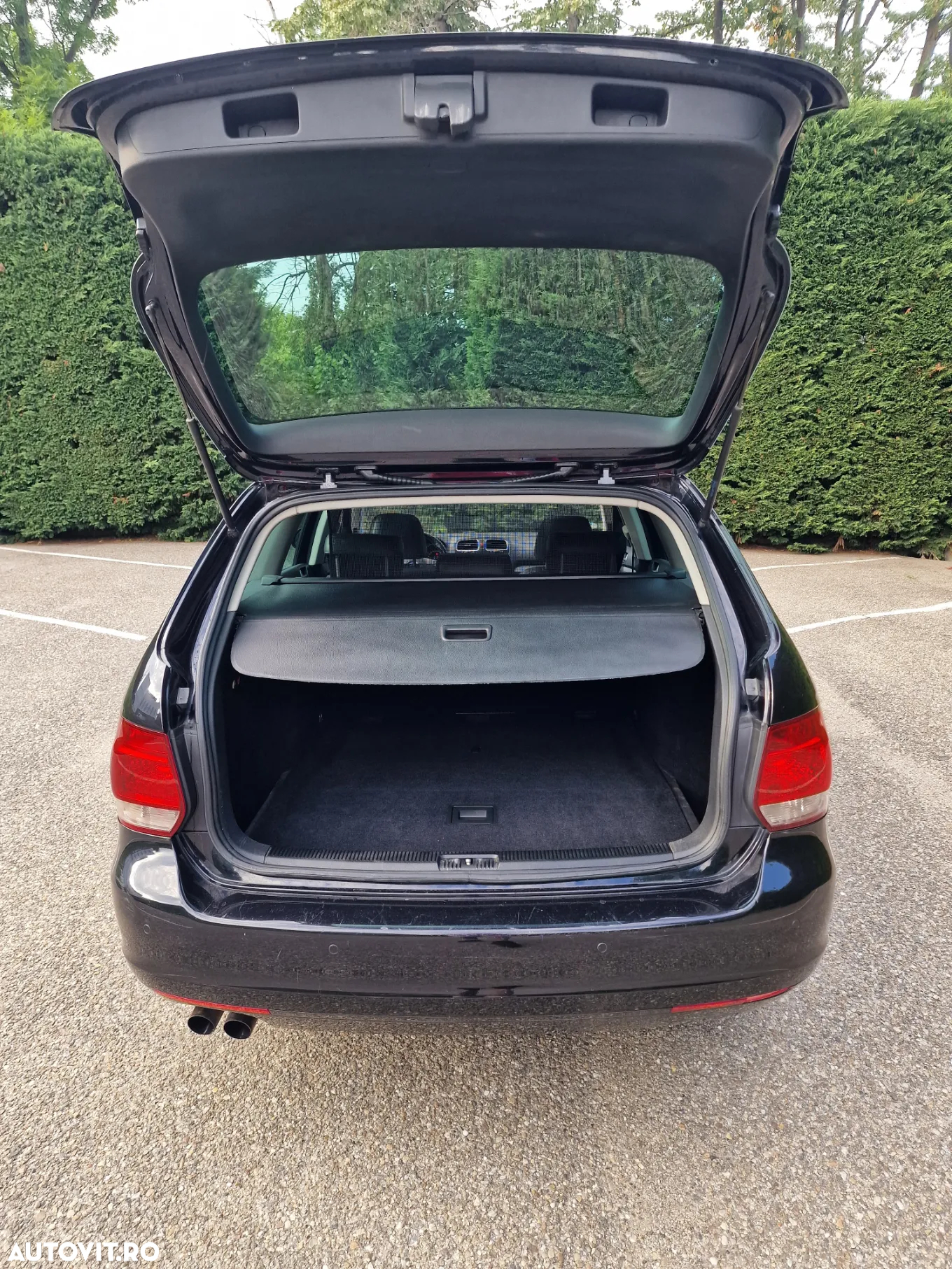 Volkswagen Golf Variant 2.0 TDI DPF DSG Highline - 11