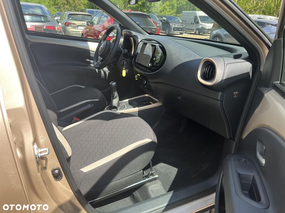 Toyota Aygo X 1.0 VVT-i Style - 18