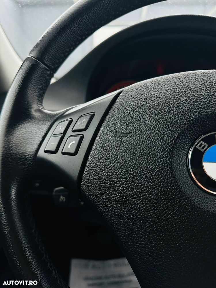 BMW Seria 3 318d DPF Edition Exclusive - 29