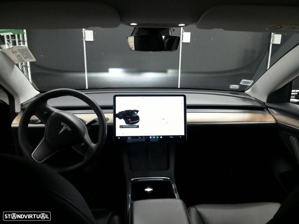 Tesla Model 3 Standard RWD Plus - 3