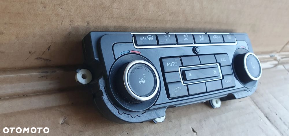 Panel nawiewu powietrza klimatyzacji klimatronic VW Tiguan 5K0907044GK - 3