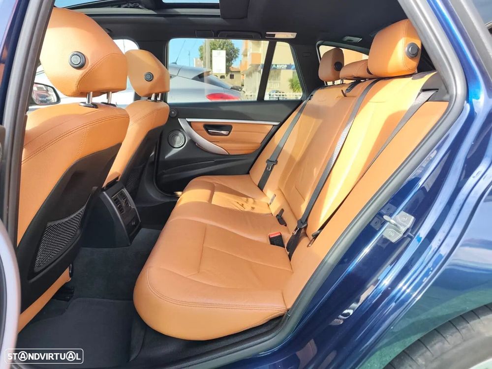 BMW 320 d Line Sport - 27