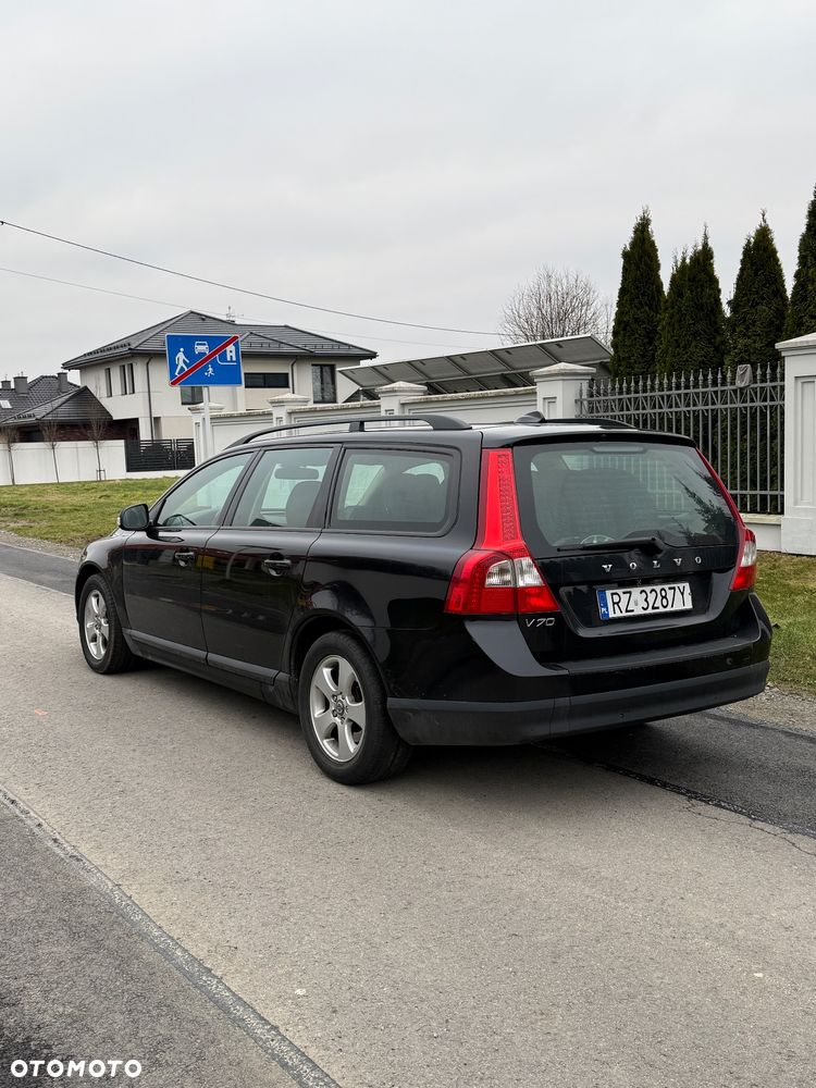 Volvo V70 2.0D Entry - 4