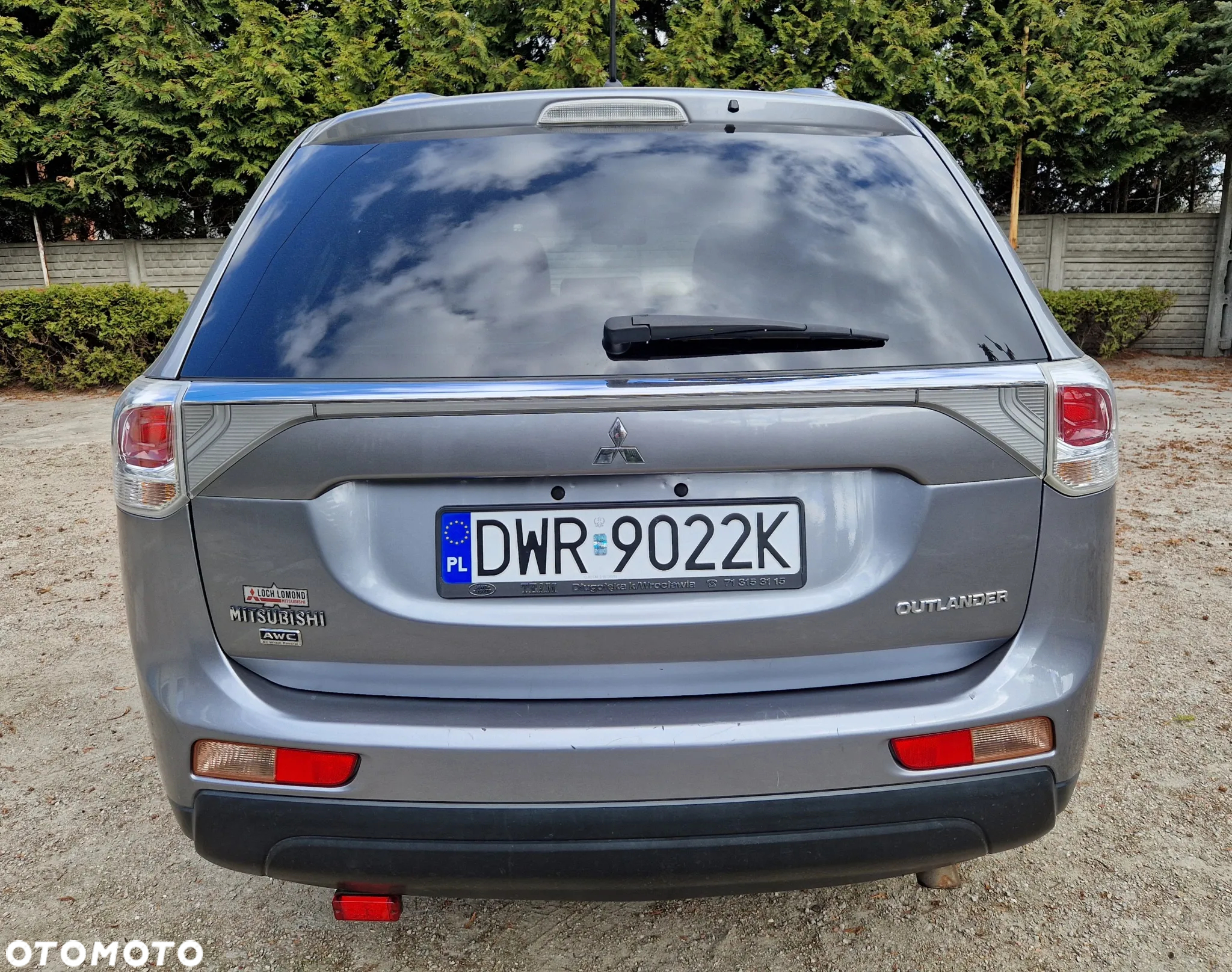 Mitsubishi Outlander - 23
