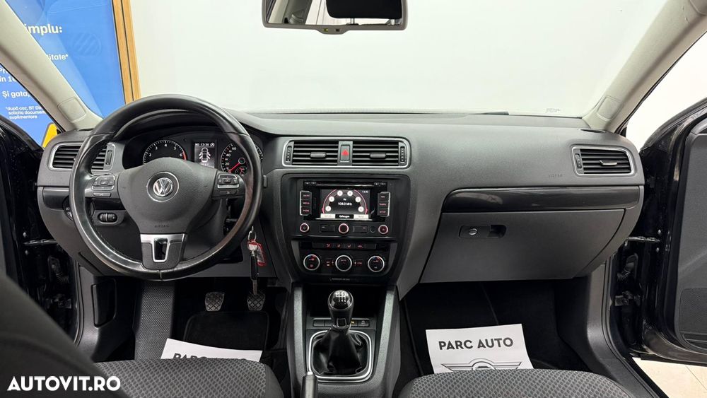 Volkswagen Jetta 1.2 TSI Comfortline - 7