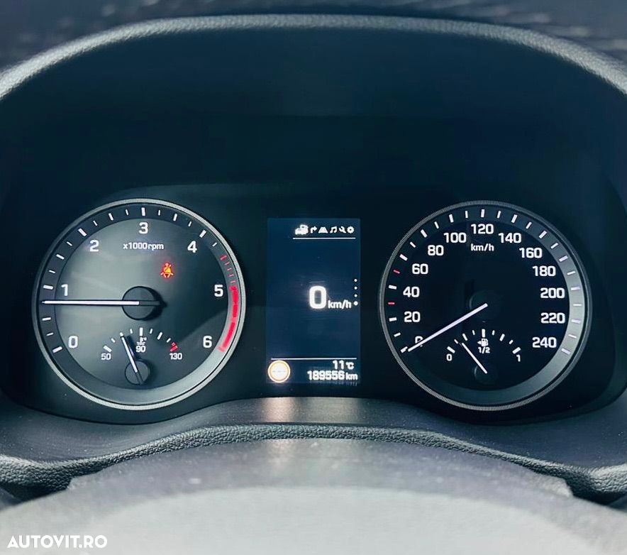 Hyundai Tucson blue 1.7 CRDi 2WD Passion Plus - 26