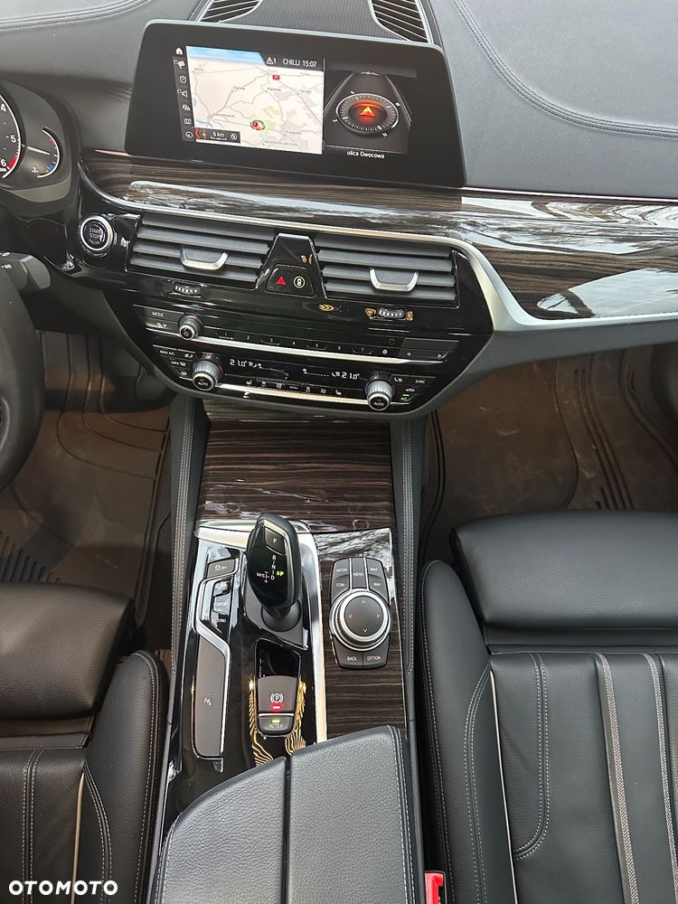 BMW Seria 5 520d xDrive Luxury Line - 20