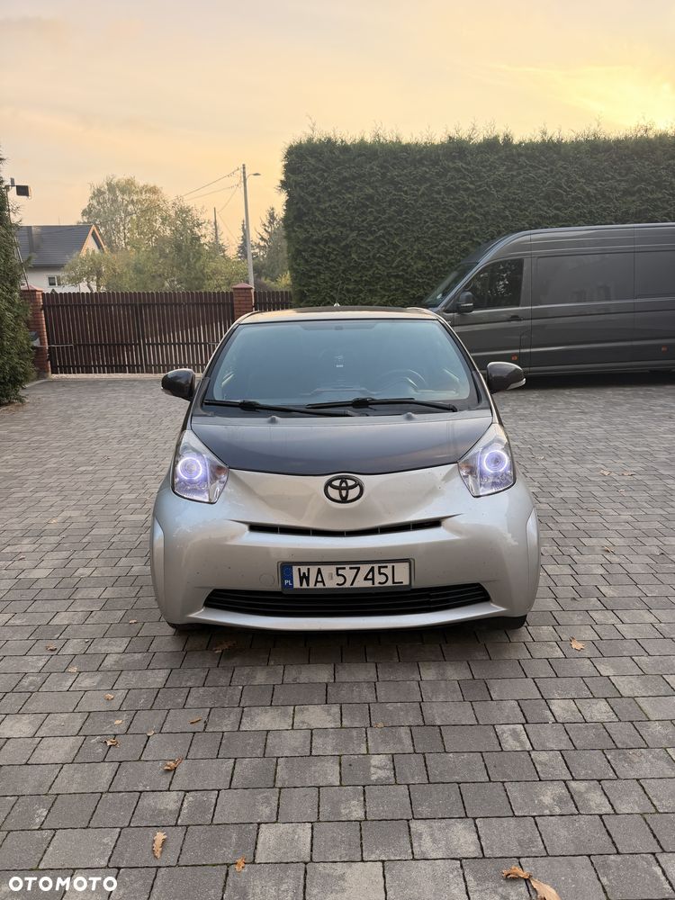 Toyota Iq