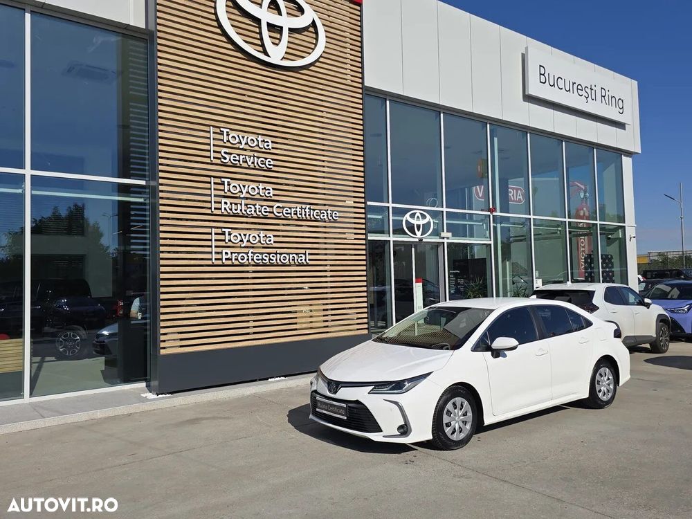 Toyota Corolla - 2