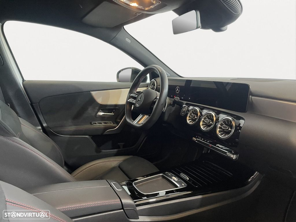 Mercedes-Benz A 250 e - 12