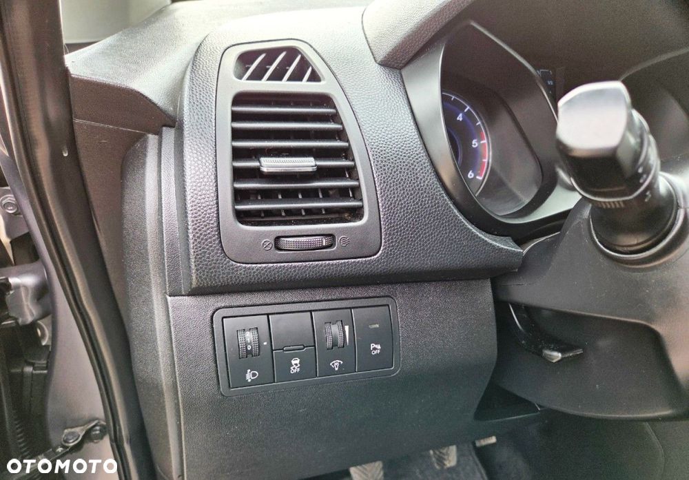 Hyundai ix20 - 13