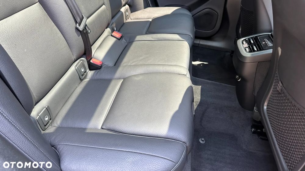 Volvo XC 60 T5 AWD Geartronic Inscription - 33