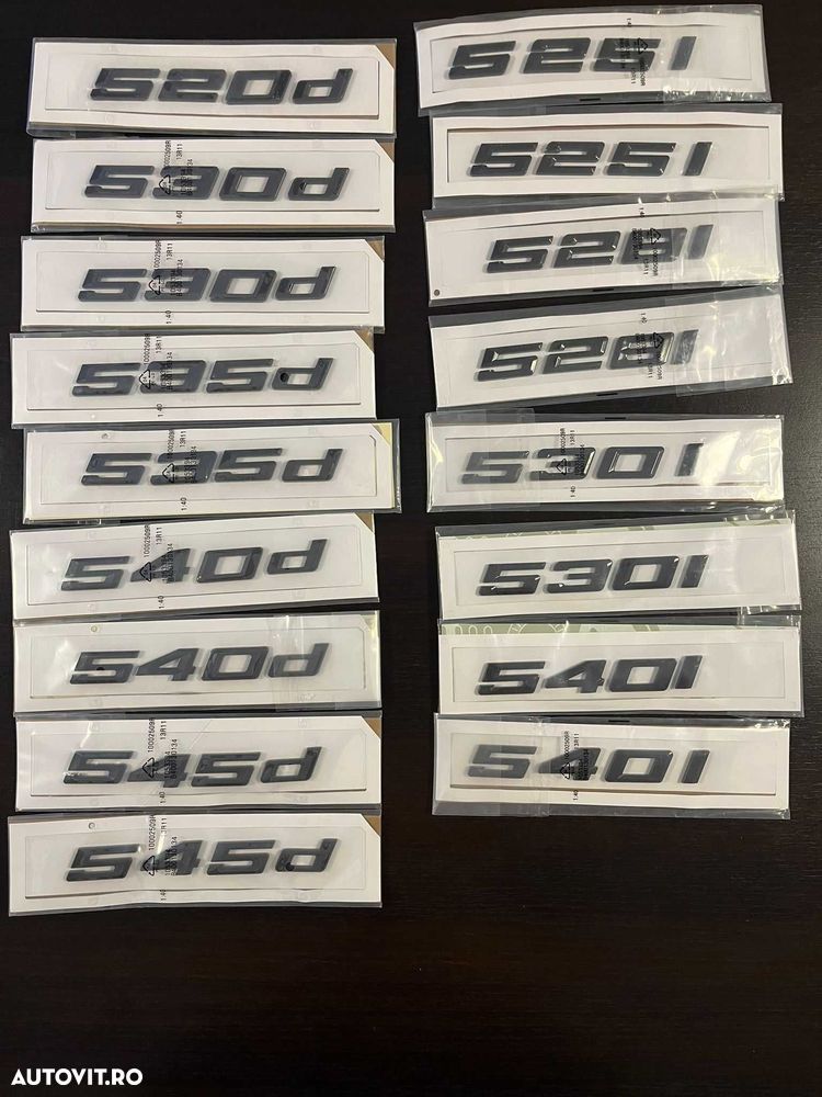 Emblema Sigla LOGO Cifre BMW Portbagaj 320 330 335 340 420 430, Negru - 7