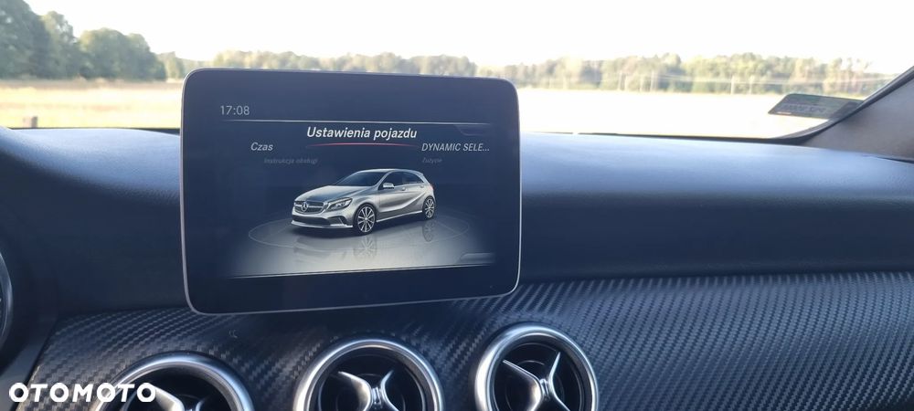 Mercedes-Benz Klasa A 180 AMG Line - 29