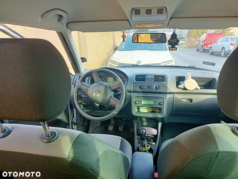 Skoda Roomster 1.2 Ambition PLUS EDITION - 11