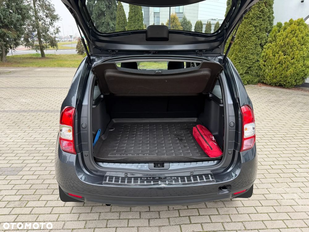 Dacia Duster 1.6 Laureate 4x4 - 33