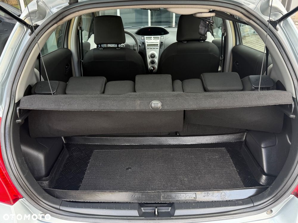 Toyota Yaris 1.3 Luna A/C - 7