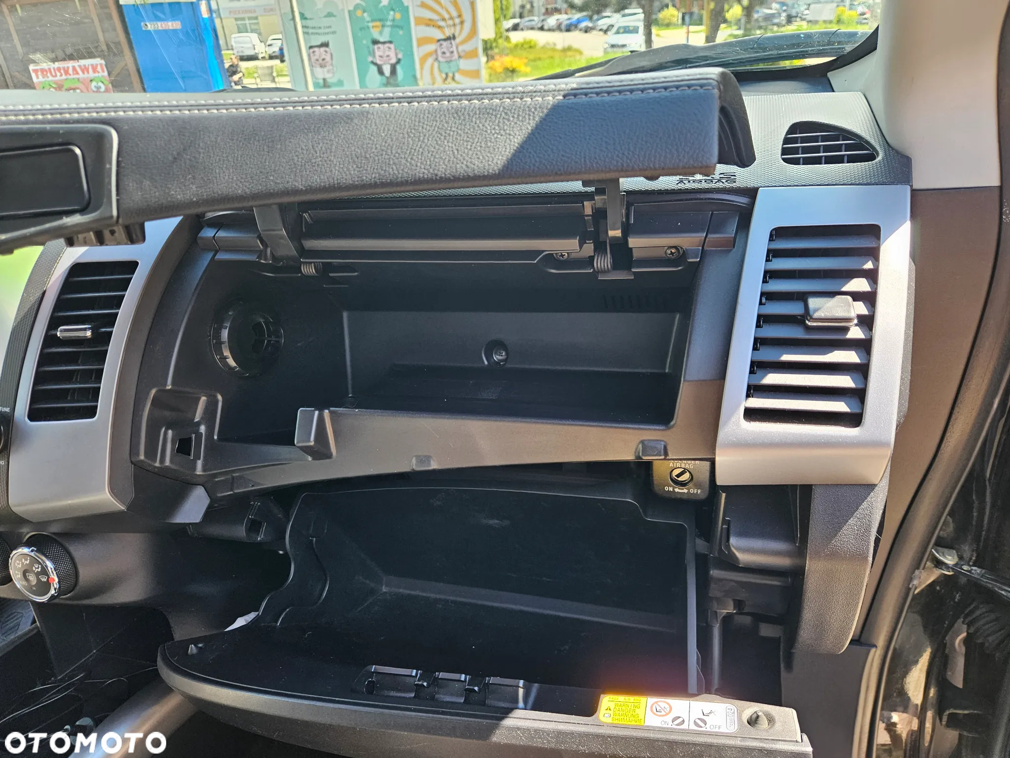Mitsubishi Outlander 2.2 DID Intense EU5 - 18
