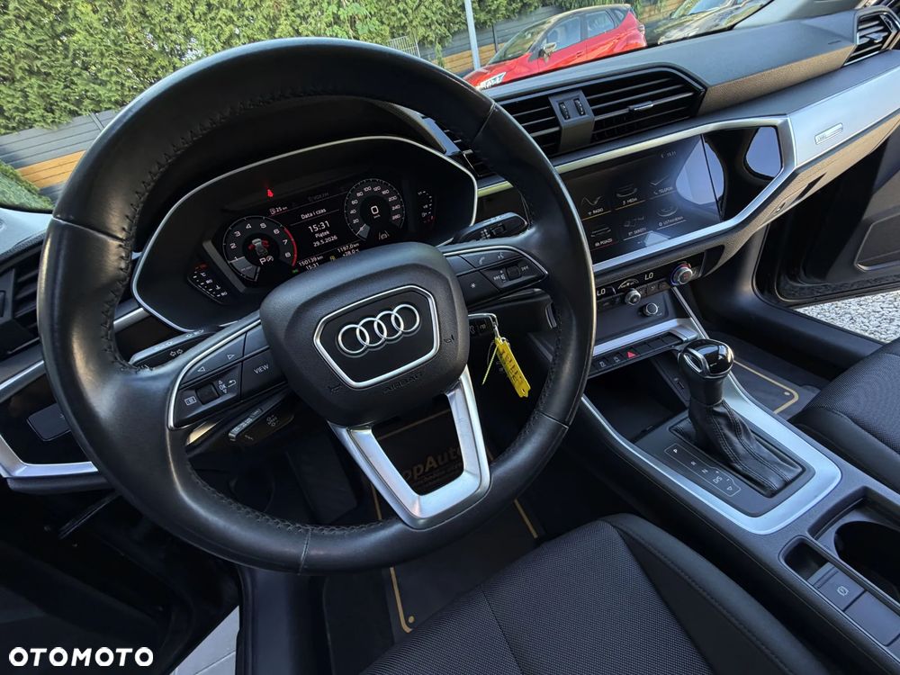 Audi Q3 35 TFSI S tronic - 28