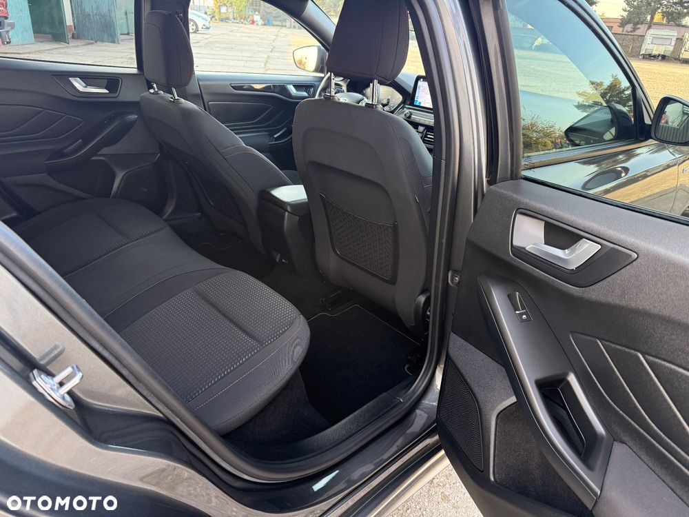 Ford Focus 2.0 EcoBlue Titanium X - 12