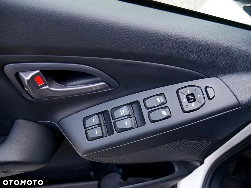 Hyundai ix35 1.6 GDI Premium 2WD - 21