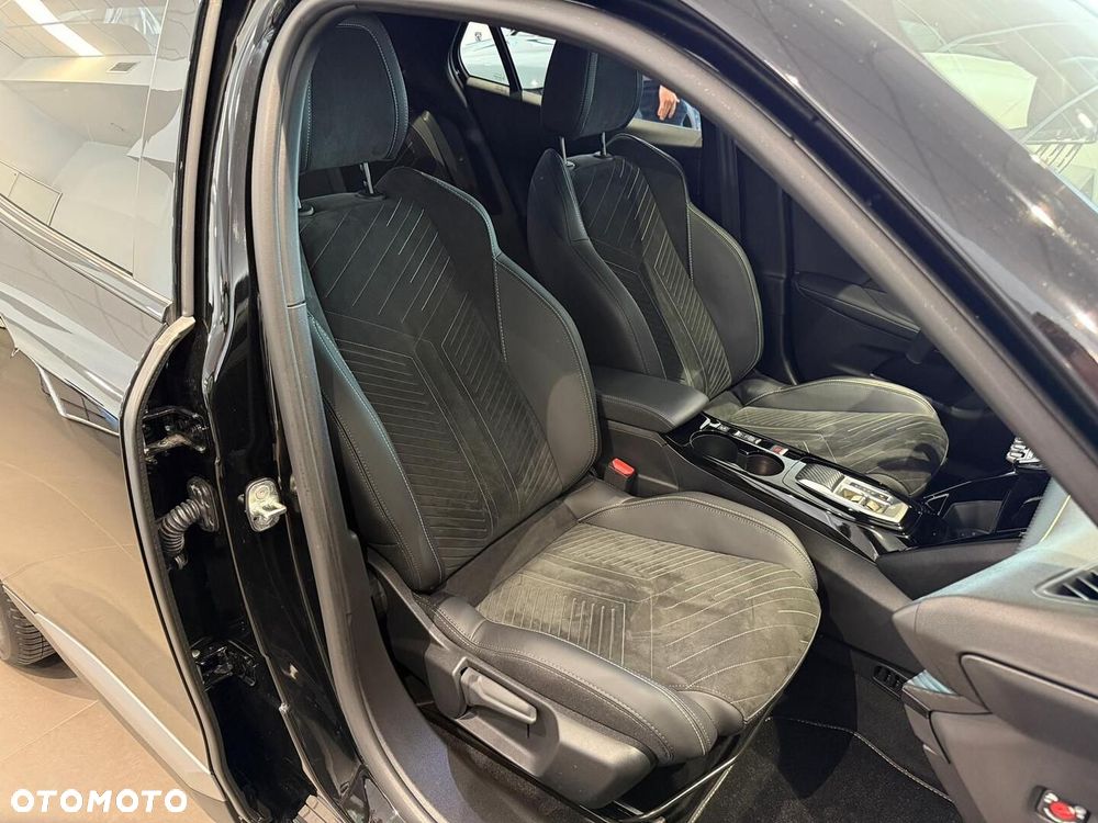 Peugeot 2008 - 13