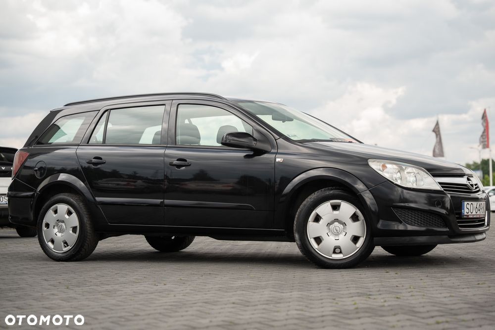 Opel Astra 1.7 CDTI Essentia - 8