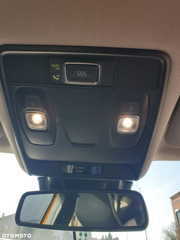 Renault Captur - 16