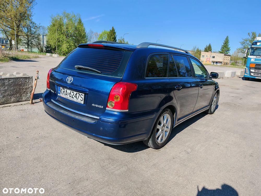 Toyota Avensis 2.0 D-4D Sol - 1