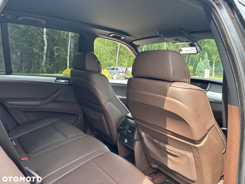 BMW X5 xDrive30d - 23