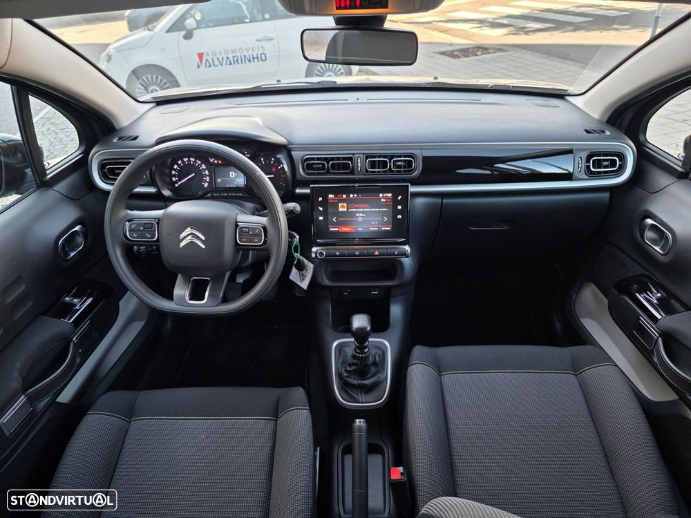 Citroën C3 1.2 PureTech Plus - 24