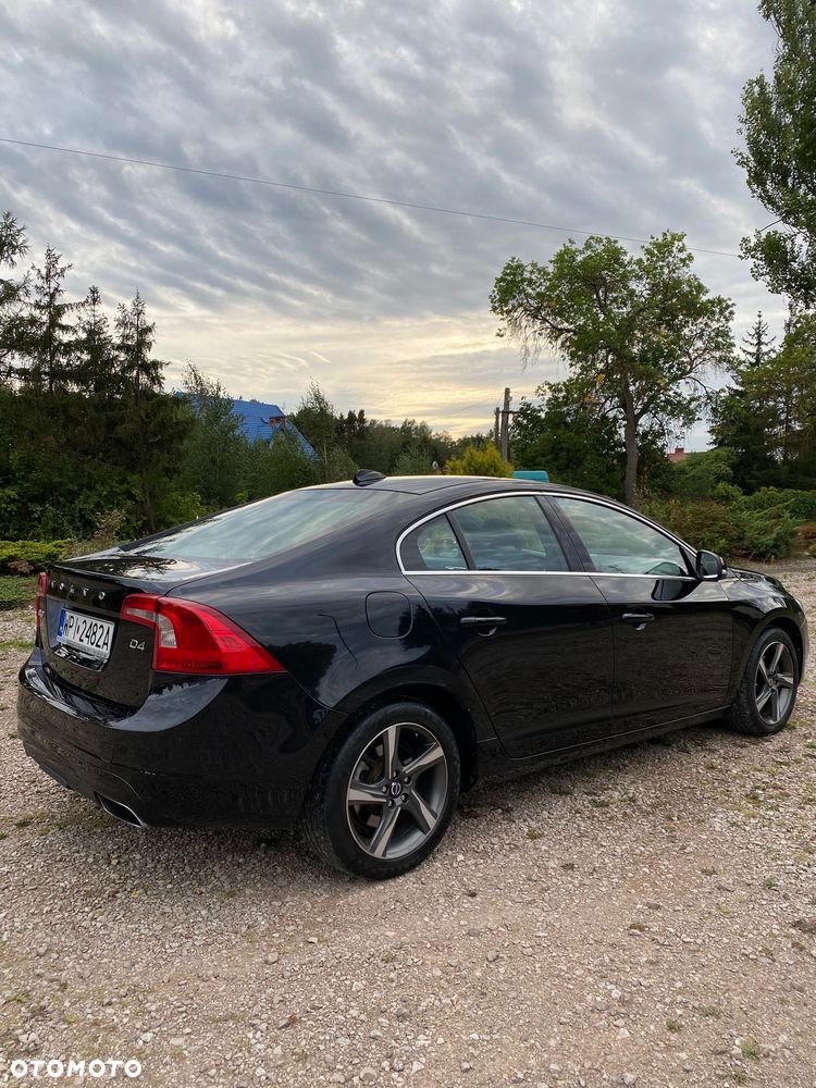 Volvo S60 D4 Geartronic Summum - 4