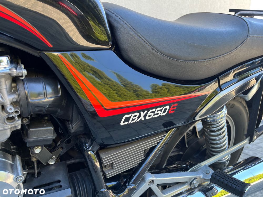Honda CBX - 12
