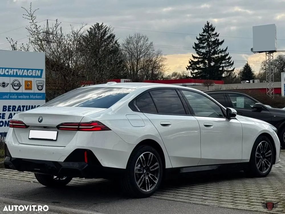 BMW Seria 5 530e xDrive Aut. - 5