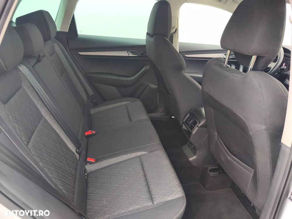 Skoda Karoq 2.0 TDI SCR 4x4 DSG Style - 26