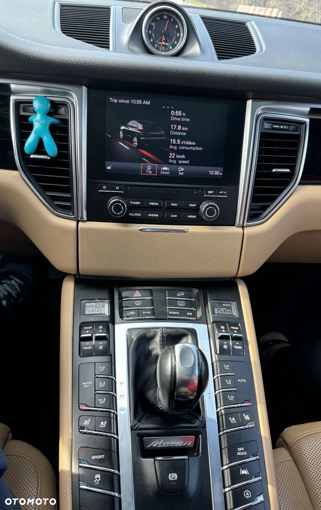 Porsche Macan S - 16