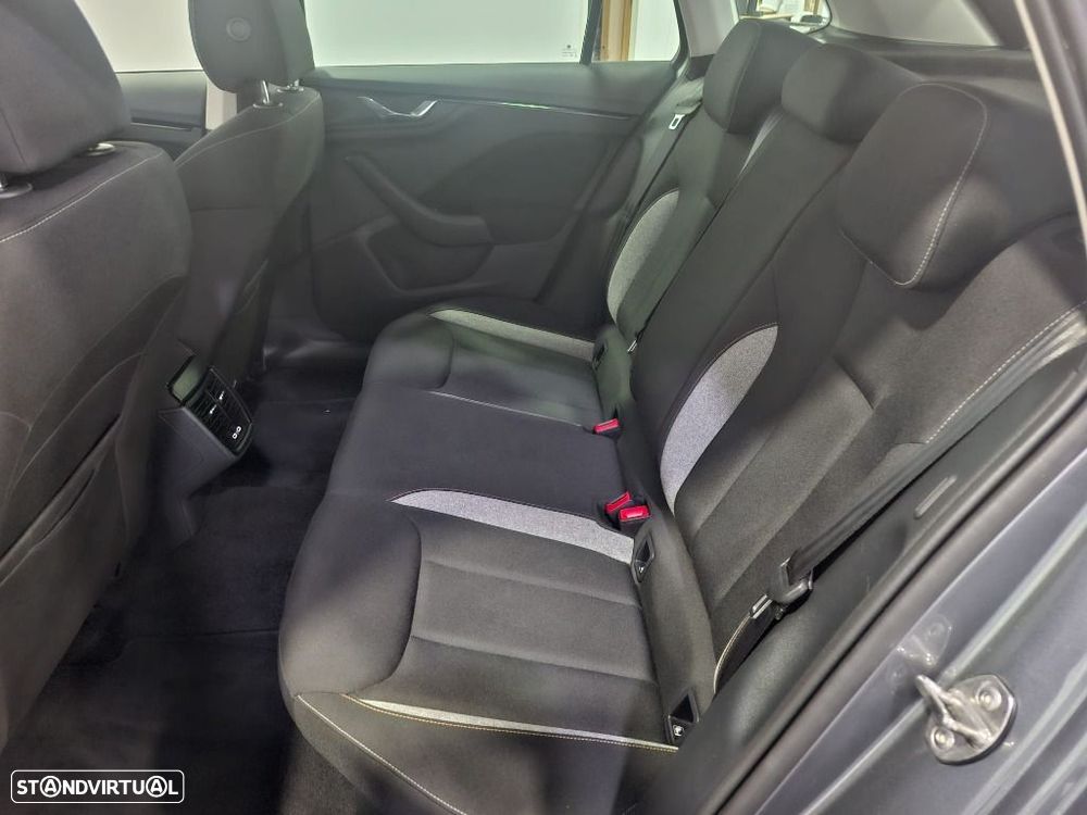 Skoda Kamiq 1.0 TSI Selection DSG - 14