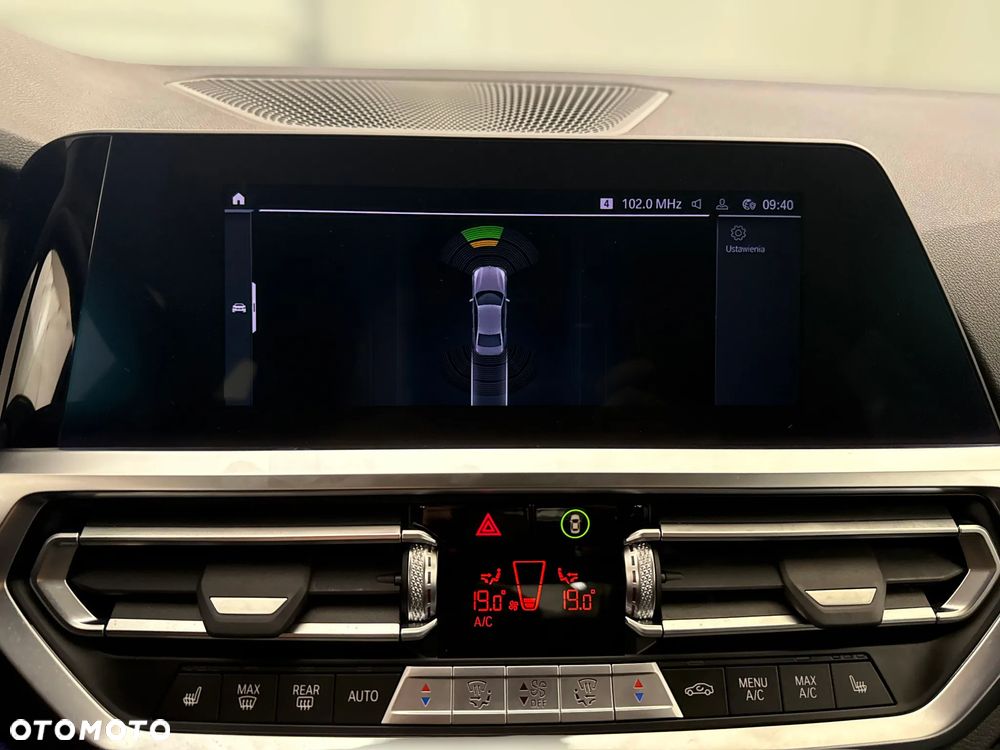 BMW Seria 3 2021