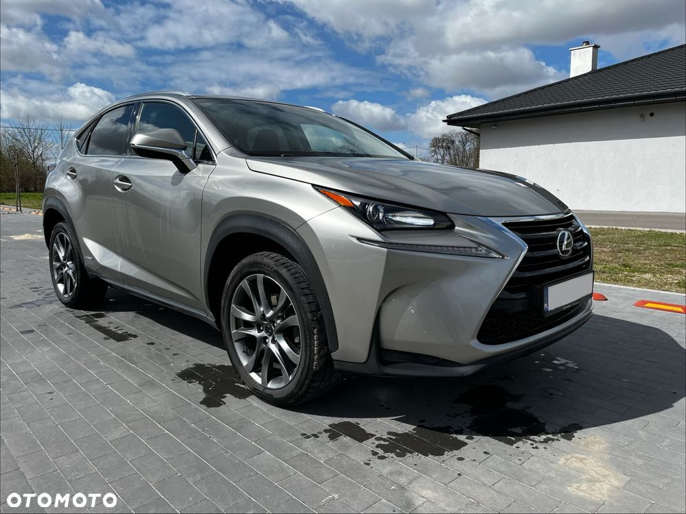 Lexus NX 300h Comfort AWD - 3