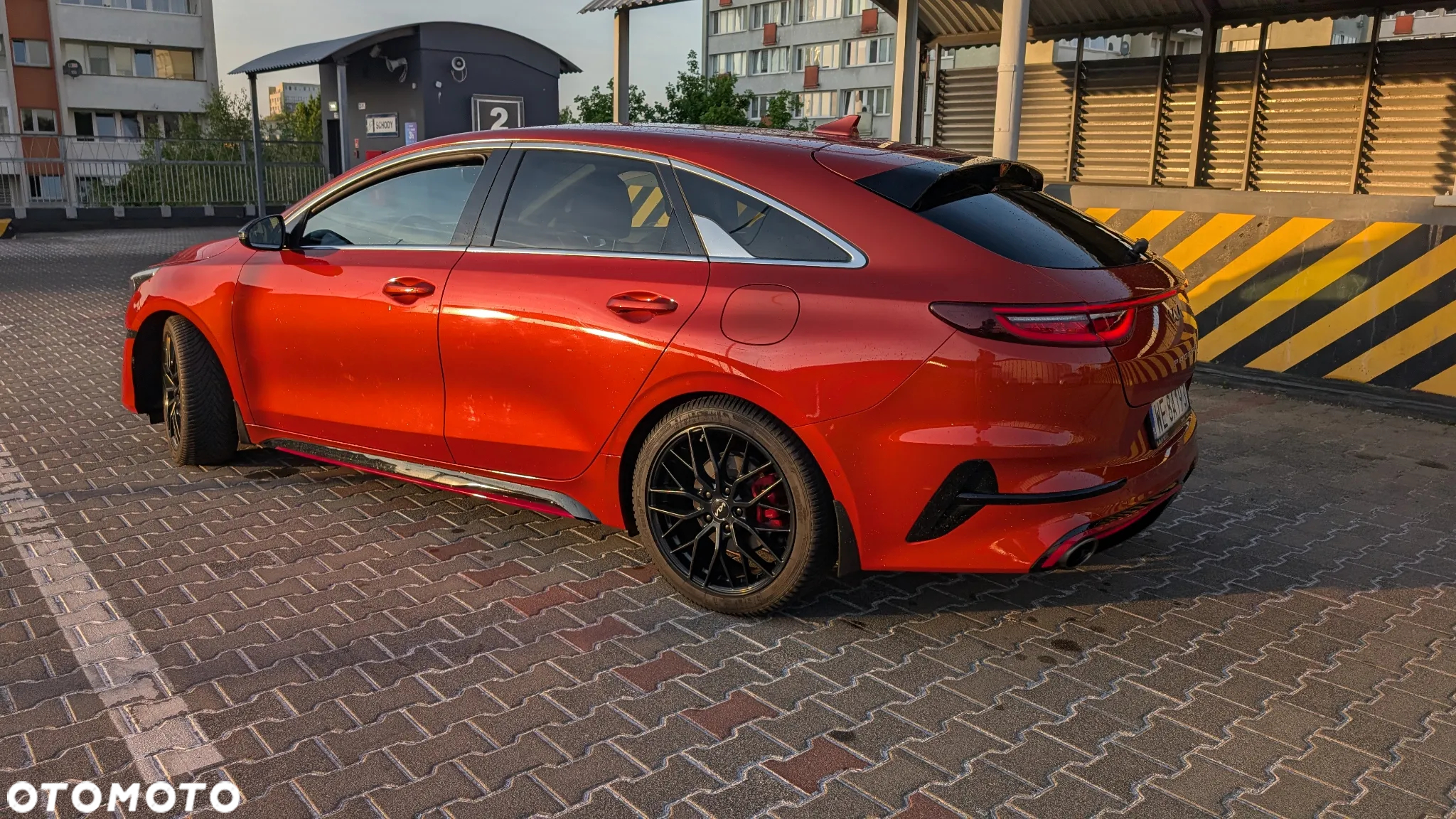 Kia ProCeed 1.6 T-GDI GT DCT - 3