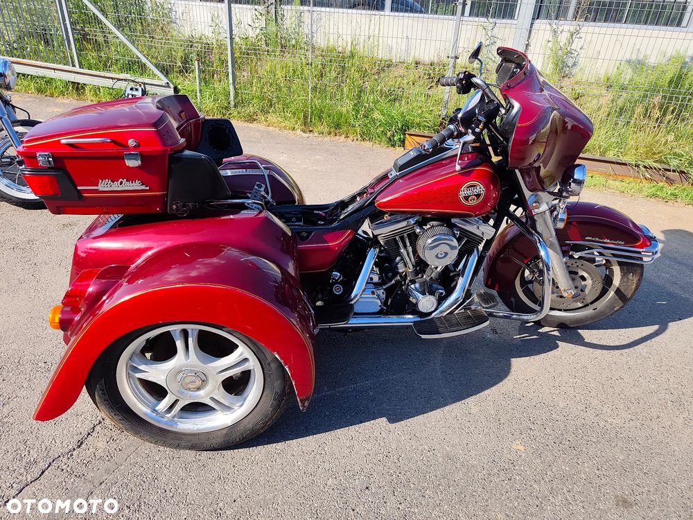 Harley-Davidson FLHTCU Ultra - 2