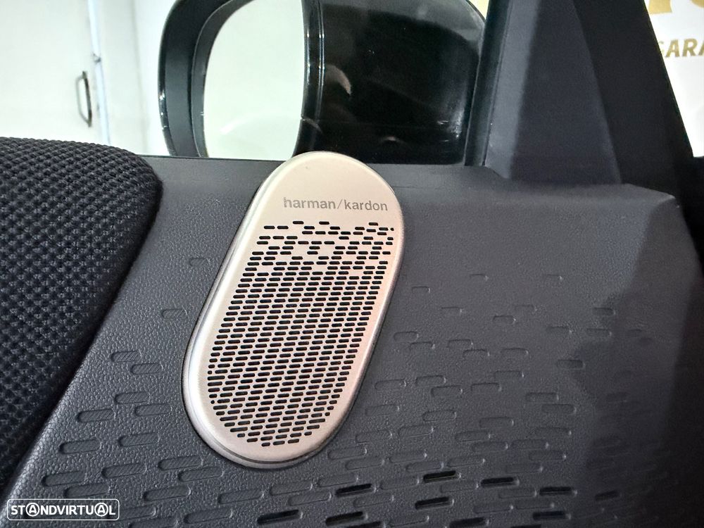 MINI 3 Portas Cooper E Favoured L - 24