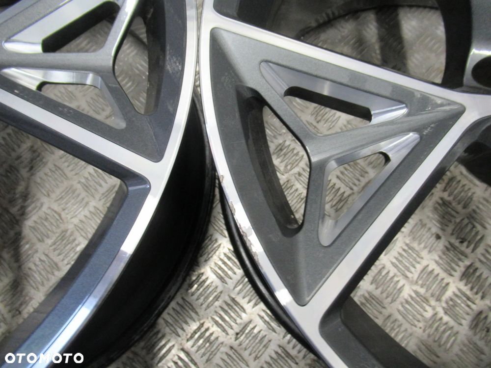 Felgi Audi Q8 SQ8 RS Q8 RS6 RS7 10Jx22 et21 5x112 4M8 CZUJNIKI - 11